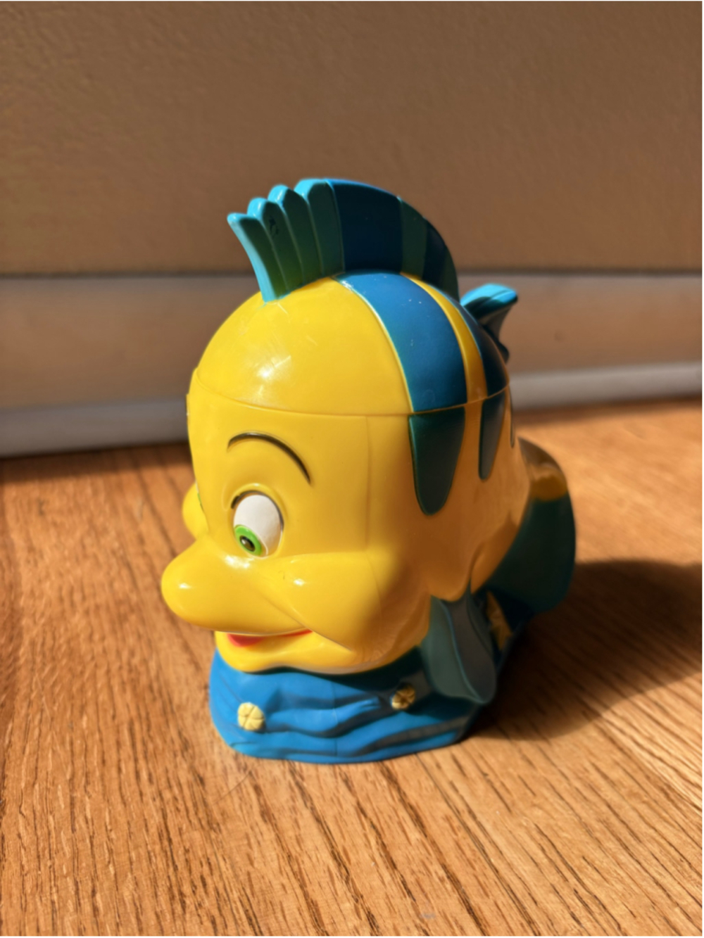 Vintage Disney On Ice Flounder Plastic Cup Mug with Flip Lid